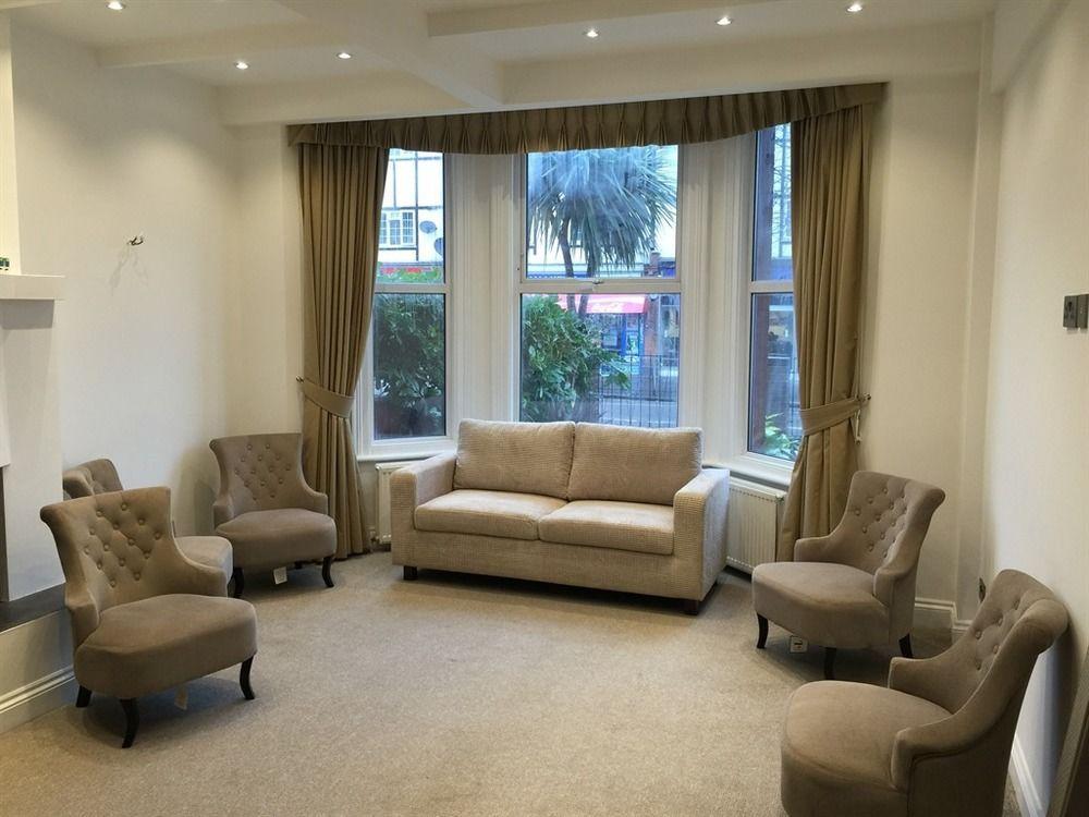 Acton Hill Hotel إيلينغ المظهر الخارجي الصورة