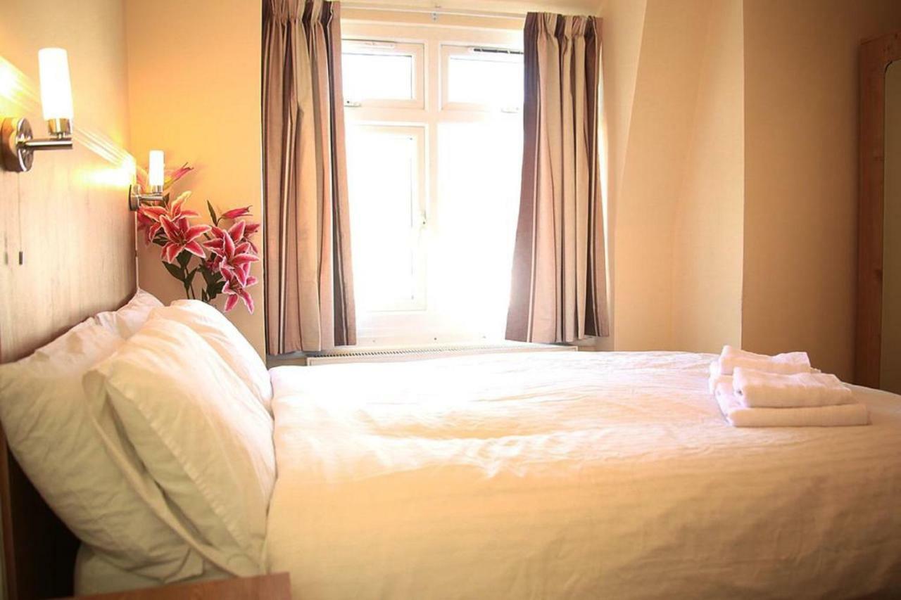 Acton Hill Hotel إيلينغ المظهر الخارجي الصورة